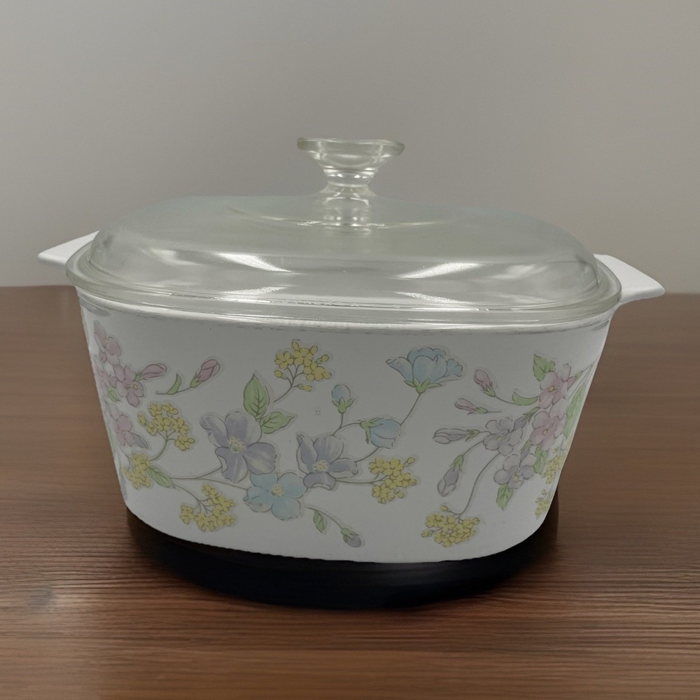 Corning Ware Pastel Bouquet 3 L/Qt A-3-B Casserole w/ Pyrex Lid A-9-C‎ Vintage